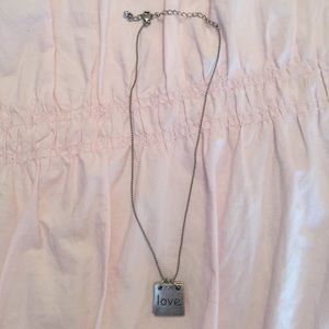 ❌ LAST CHANCE NWOT Love, wish, peace necklace!