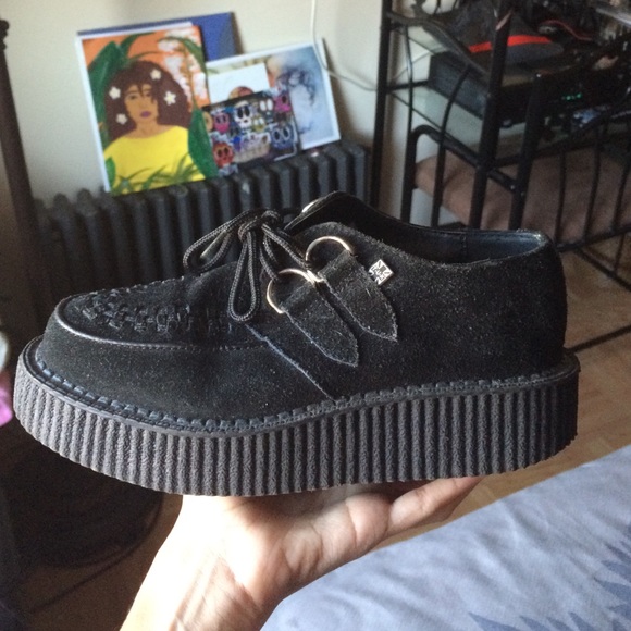 Black TUK Creepers