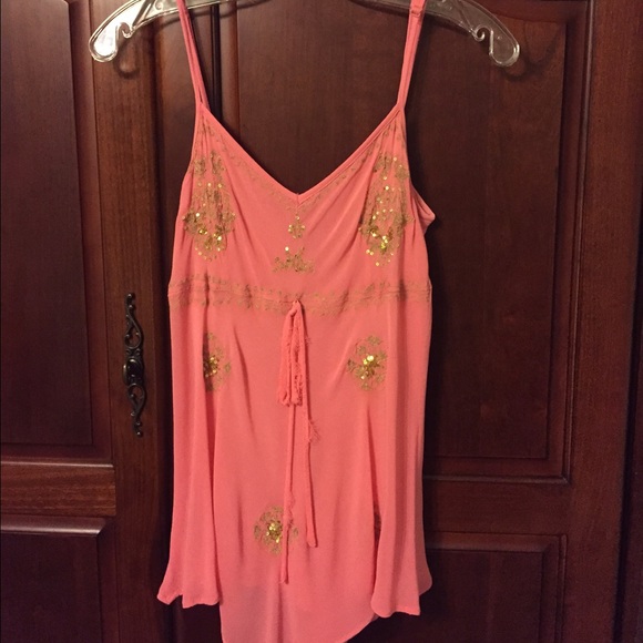 Arden B top