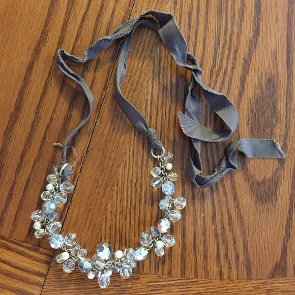 Crystal cluster necklace - Picture 2 of 2