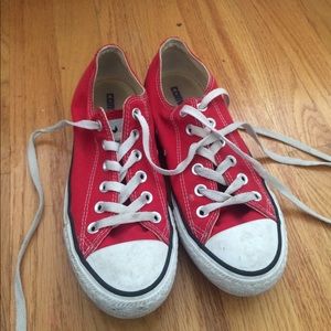 Red converses