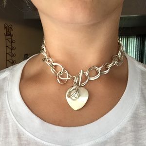 Thick chain, light weight heart