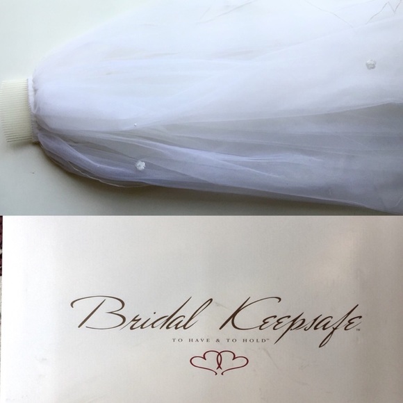 Size 16 - beaded long train WEDDING dress - Picture 4 of 4