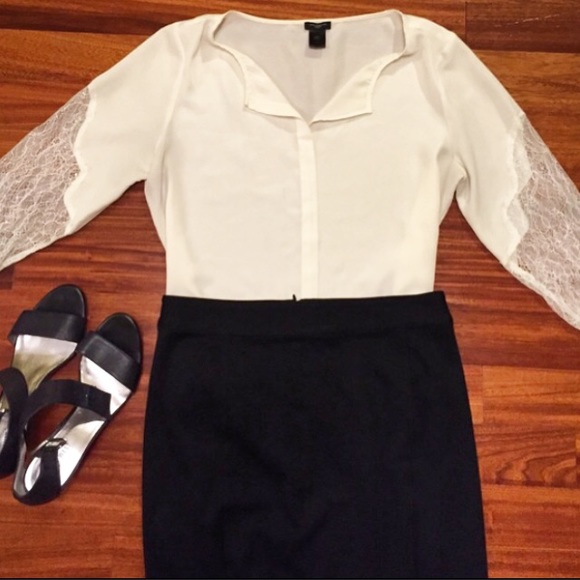 Ann Taylor Shirt - Petite Large