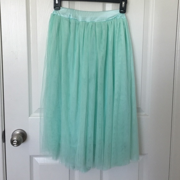 Pretty Tulle midi skirt