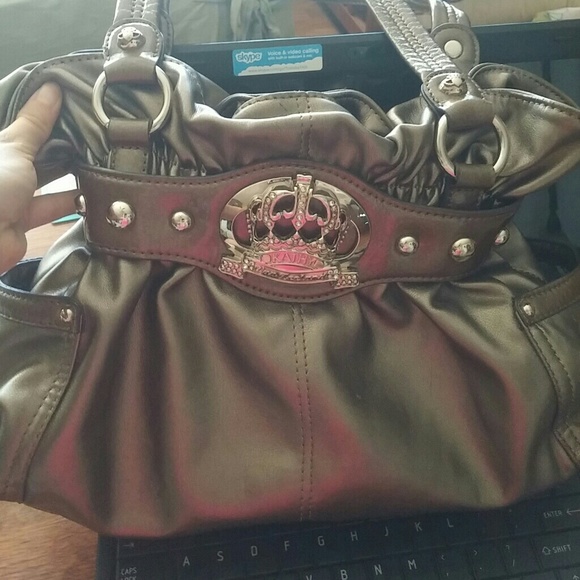 Purse - Picture 1 of 1