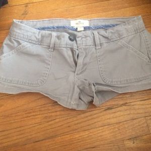 Grey Hollister shorts!