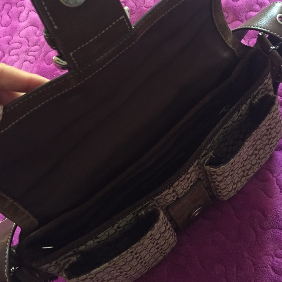 COACH PURSE - Picture 3 of 4