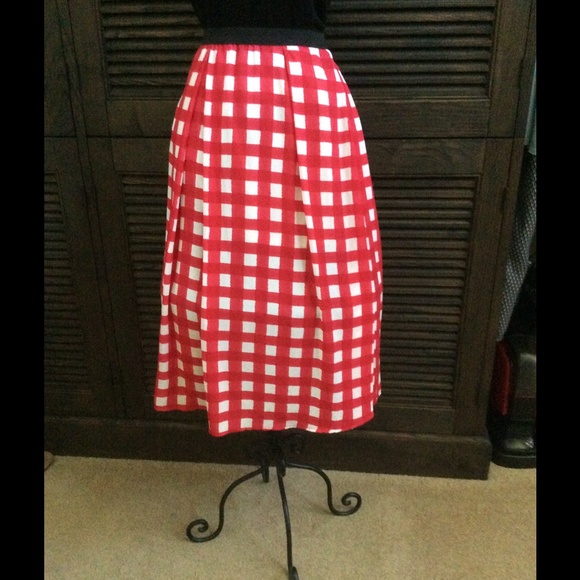 Eight Sixty Arina Mid Skirt
