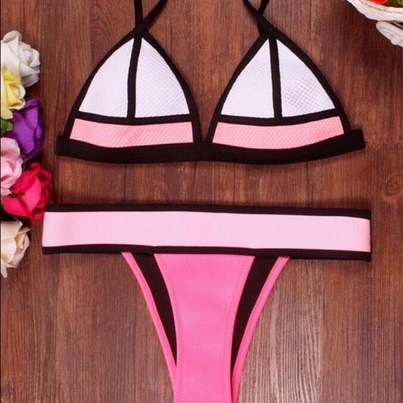 Triangl dupe