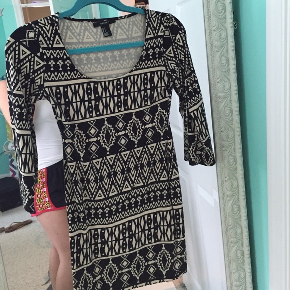 Forever 21 Aztec dress Black and Tan - Picture 3 of 3