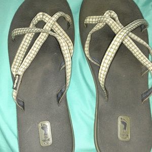 Teva sandles
