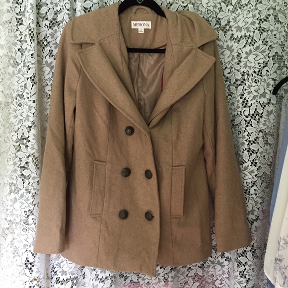 Tan peacoat💕