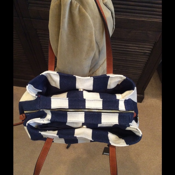 SOLD - Picture 3 of 4