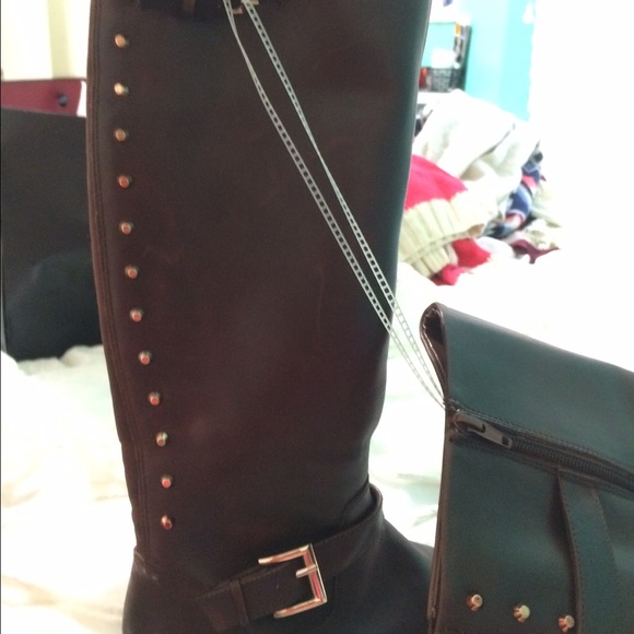 Riding boots - Picture 2 of 4