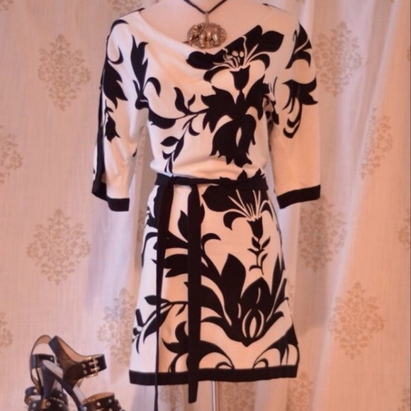 White House Black Market Tops - Bundle WHBM tunic and dress