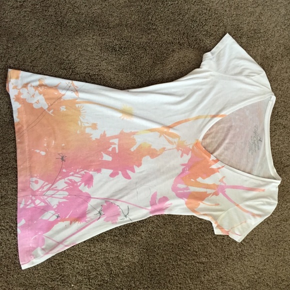 American Eagle top