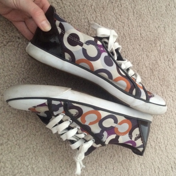 🚫 SOLD - Coach tennis shoes - Picture 2 of 3