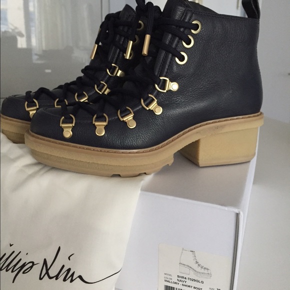 🚫NIB Leather Ankle Boot - 3.1 Phillip Lim - Picture 2 of 3