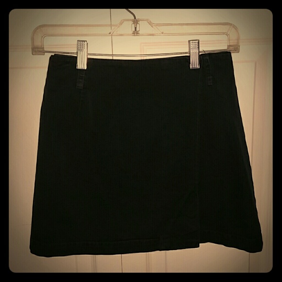 Black wrap-around skirt!