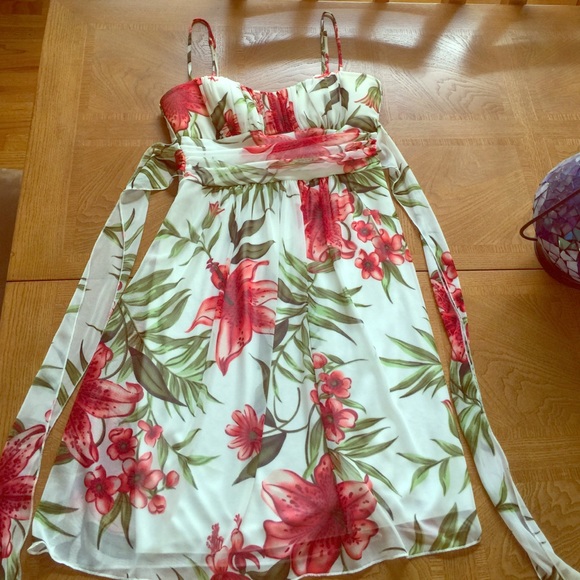 Speechless Dresses & Skirts - 💜HP💜 Floral pattern dress