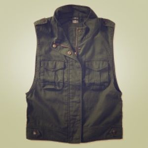 Aeropostale Utility Vest