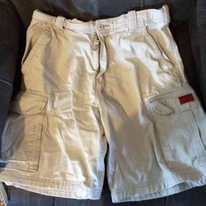 Men's cargo shorts