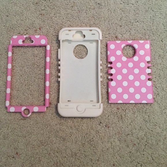 All iPhone 5 cases. $10 FOR ALL, $5 FOR ONE CASE. - Picture 3 of 4
