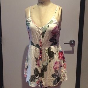 Some Days Lovin Floral Romper NBW