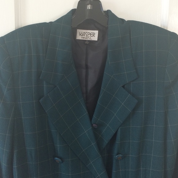 Jacket - Picture 2 of 4