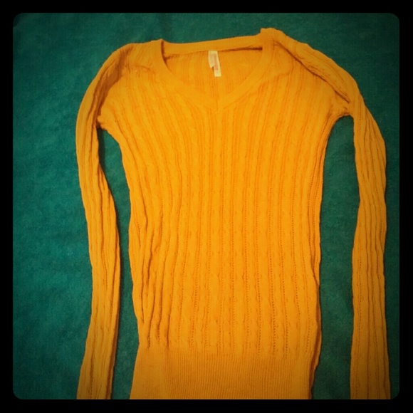 Gold long sleeve shirt