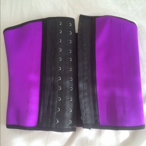 Waist trainer (never used)