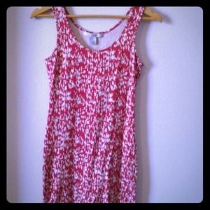 Vibrant red casual party dress.