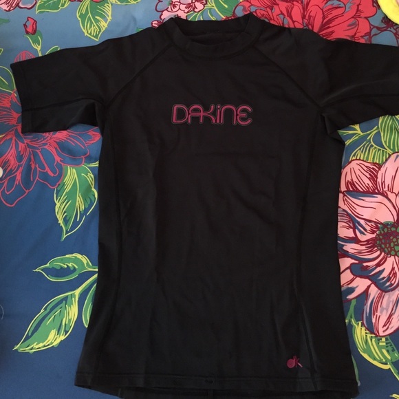 NEW Ladies rash guard