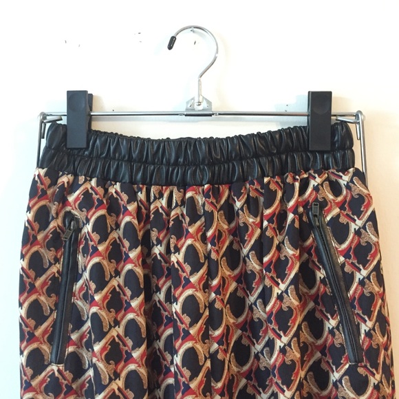 Patterned Pants - Picture 2 of 4