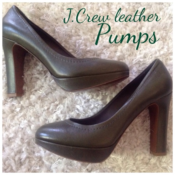 J. Crew Shoes - SALE💥💥J.Crew leather olive green pump.