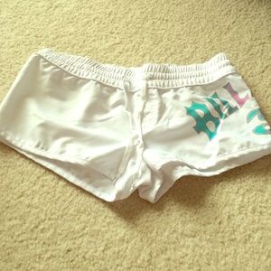 Never worn billabong board shorts!!