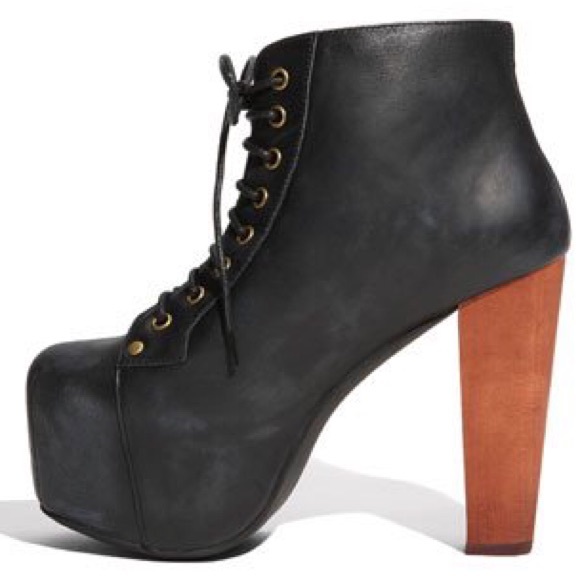 Distressed black litas - Picture 1 of 4
