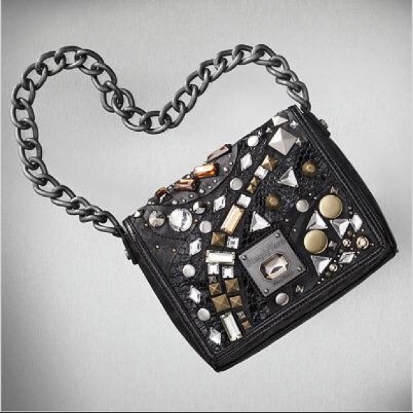 Very stylish Vera Wang purse