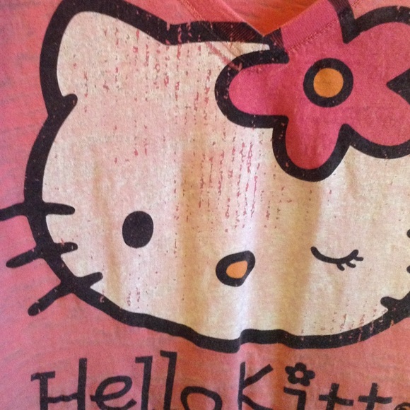 Pink Hello Kitty Tee - Picture 2 of 3