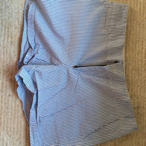 Vineyard vines shorts