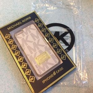 Michael Kors iPhone 6 case
