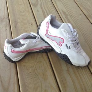 Puma Sneakers