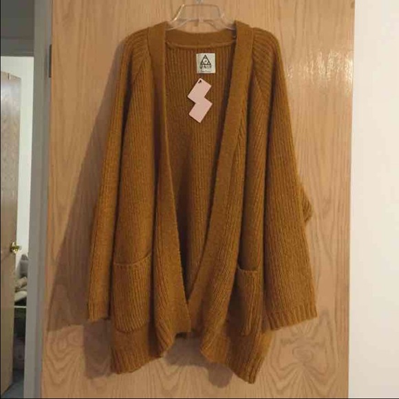 UNIF Outerwear - SALE✨UNIF mustard hole cardigan