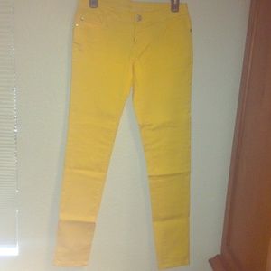 Bright yellow jeans! Never worn!