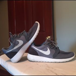 Nike Roshe Runs