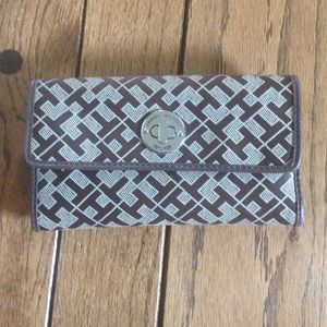 Tommy Hilfiger wallet