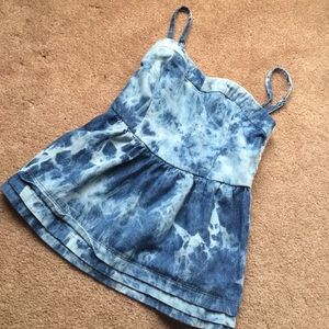 A super cute denim shirt 😍