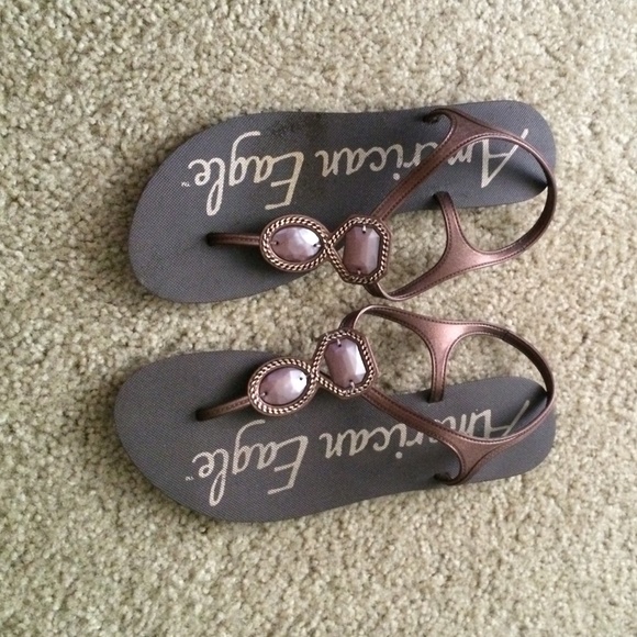 American eagle sandals