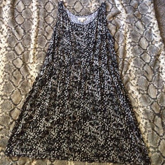 Black and white dress